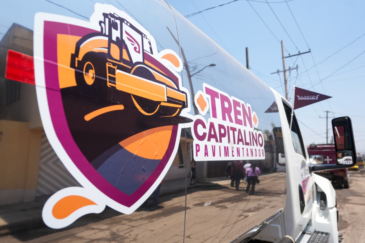 Puebla: Presenta Pepe Chedraui Tren Capitalino de Pavimentación